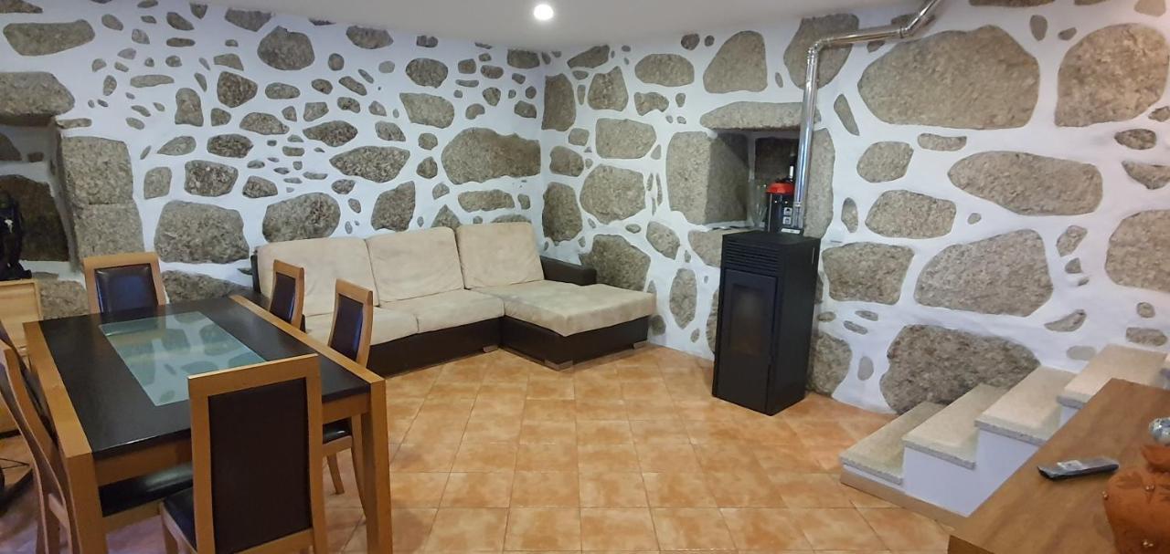 Quinta Da Tormenta -14 Pessoas- Cabeceiras De Basto 2 Casas E Piscina Privada Villa Eksteriør billede