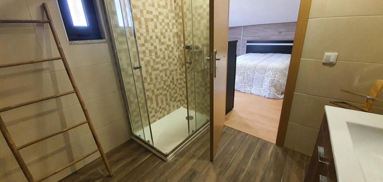 Quinta Da Tormenta -14 Pessoas- Cabeceiras De Basto 2 Casas E Piscina Privada Villa Eksteriør billede