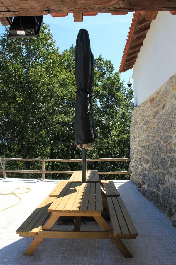Quinta Da Tormenta -14 Pessoas- Cabeceiras De Basto 2 Casas E Piscina Privada Villa Eksteriør billede