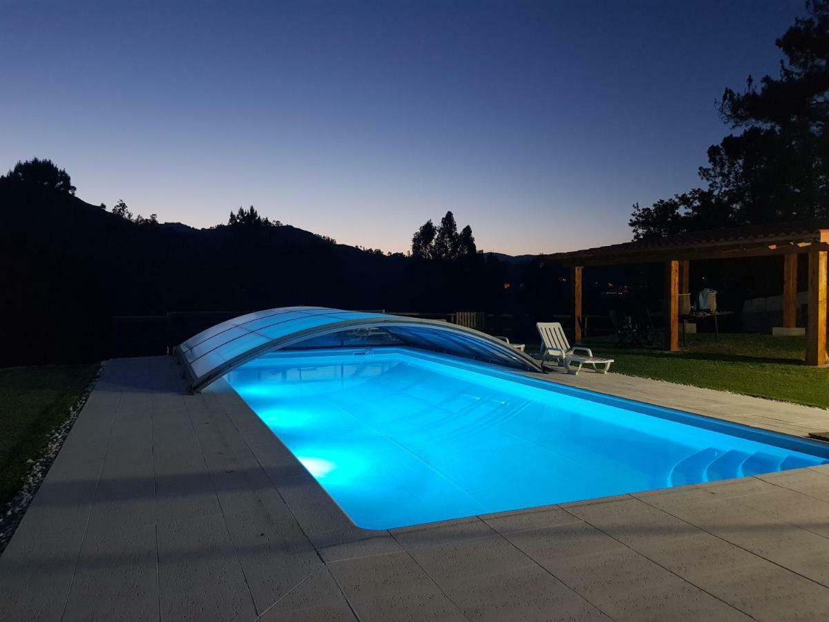Quinta Da Tormenta -14 Pessoas- Cabeceiras De Basto 2 Casas E Piscina Privada Villa Eksteriør billede